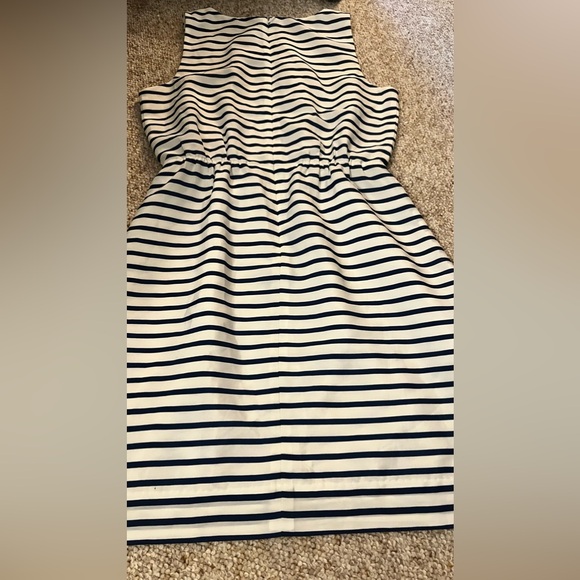 JCREW size 6 navy and white striped dress - Picture 3 of 5